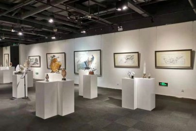 “传承红色基因弘扬中华文化”画展在北京1+1艺术中心开幕