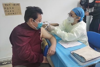 东城龙潭街道：著名相声演员当起疫苗接种“宣传员”喊你打疫苗