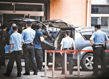 高考首日北京交警接七起求助考生身份证失踪持临时证明进考场