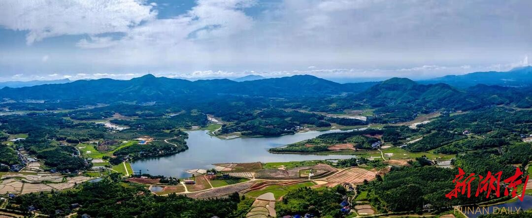 轻鸿数点千峰碧——岳阳市自然资源和规划局践行生态文明思想工作成果综述