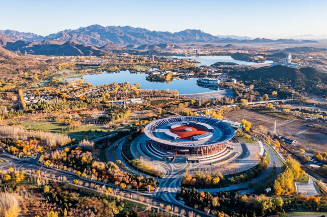 北京雁栖湖周边环境提质升级 “网红”西山栈道完成修缮