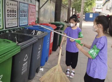 垃圾桶站防蚊有妙招 丰台街道东幸福街社