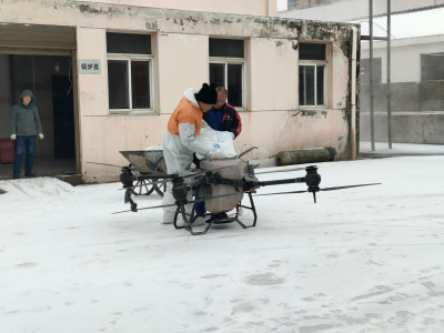 仙桃市干河街道：无人机撒盐融雪，保企