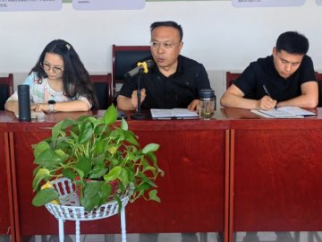 河北威县第六中学教育集团举行班主任经