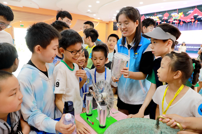 北京丰台区少年宫东校区六一主题活动带孩子们玩转儿童节