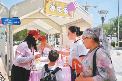 朝阳麦子店文化季开幕 艺术展脱口秀将轮番上演