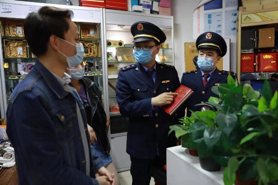 北京查处首例违规使用中国共产党成立百年庆祝活动标识案