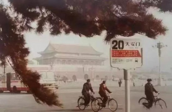 快看！北京公交站牌上新了百年来变化一文看懂