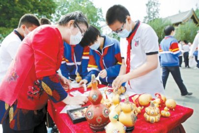 北京海淀超20万学生参加课后服务课后服务优先向与运动倾斜