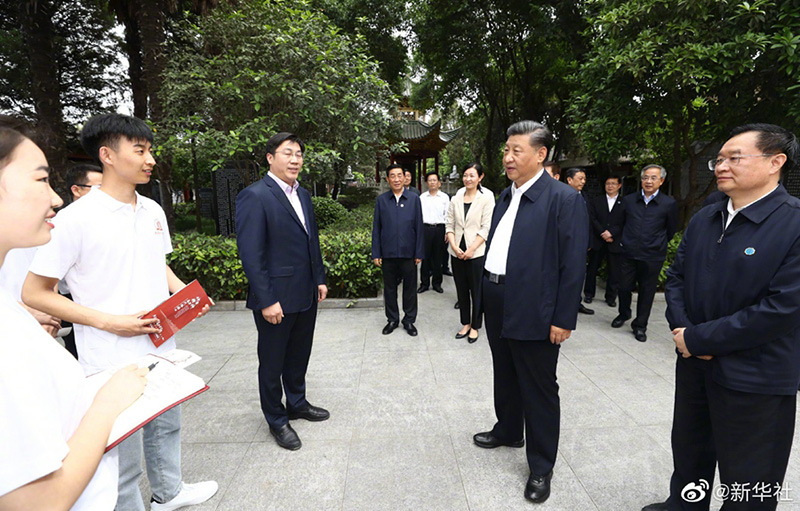  习近平在河南南阳考察调研