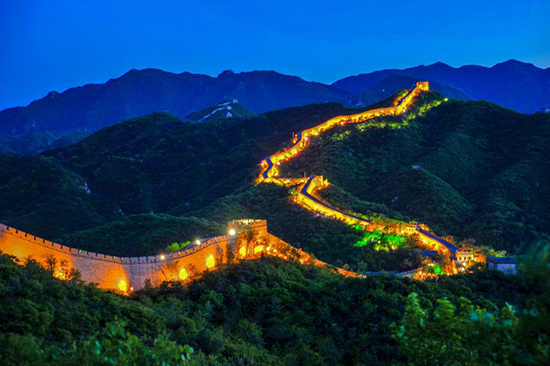北京端午文化节启动八达岭长城开启夜游模式