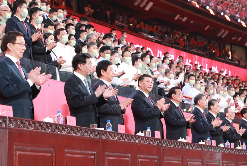  庆祝中国共产党成立100周年文艺演出《伟大征程》在京盛大举行 习近平等出席观看