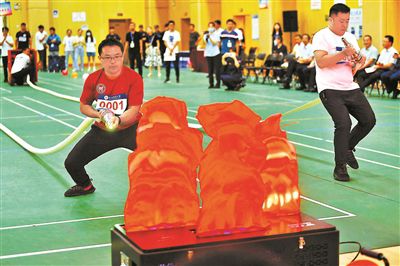 海淀“校地警”联盟校比拼安保技能200余名安保员参与