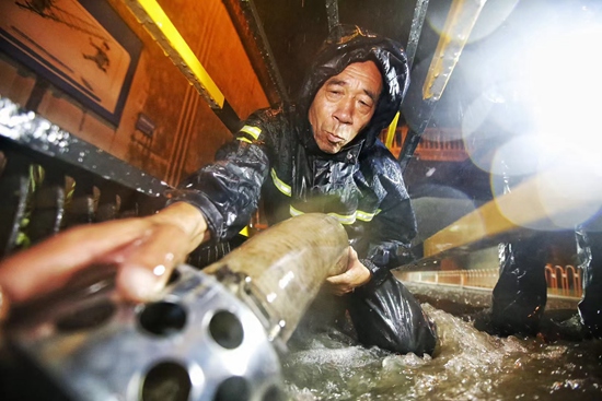 北京市水务系统多措并举应对强降雨1.5万人在岗值守