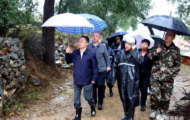 岚县县委副书记、县长乔云深入一线督导检查防汛和地质灾害防治工作