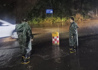 党员筑起一道“安全堤” 山西省乡宁县西坡镇防汛减灾剪影