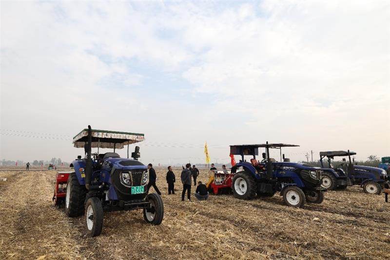 全力推进“润田项目” 先正达集团中国现场演示“冬小麦保护性耕作技术培训”
