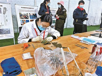 北京琉璃河遗址再次出土铜簋