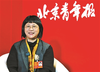 北京市人大代表李静：鼓励居家养老引入出行服务