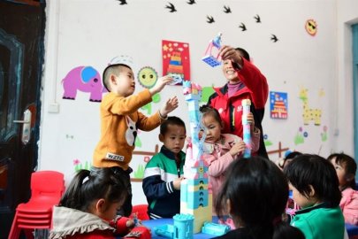 ​中国扶贫基金会启动幻方童伴妈妈计划