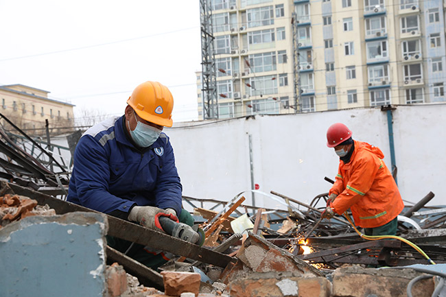 西城广外消除铁路“旧”隐患京雄高铁沿线添绿色“新”景观