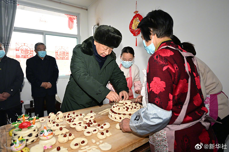  习近平春节前夕赴山西看望慰问基层干部群众