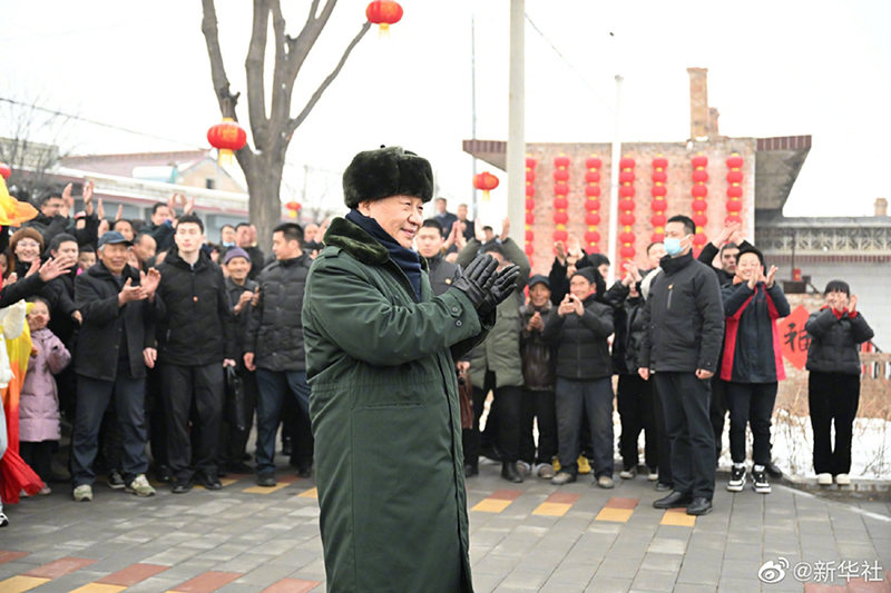  习近平春节前夕赴山西看望慰问基层干部群众