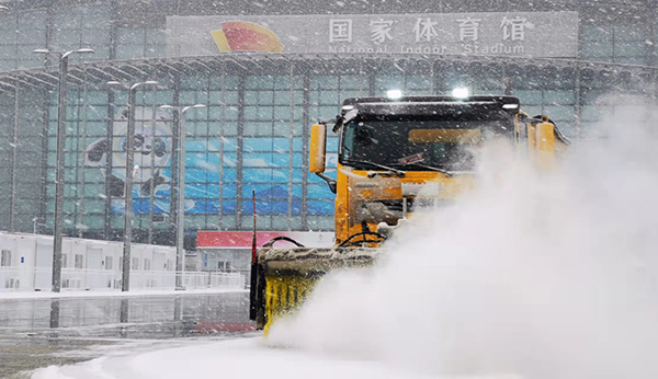 北京奥园公共区迎战风雪保障赛事