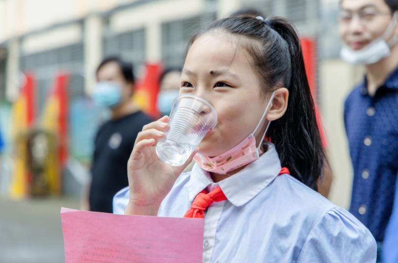 荆门：安全直饮水进校园 学生成长添保障