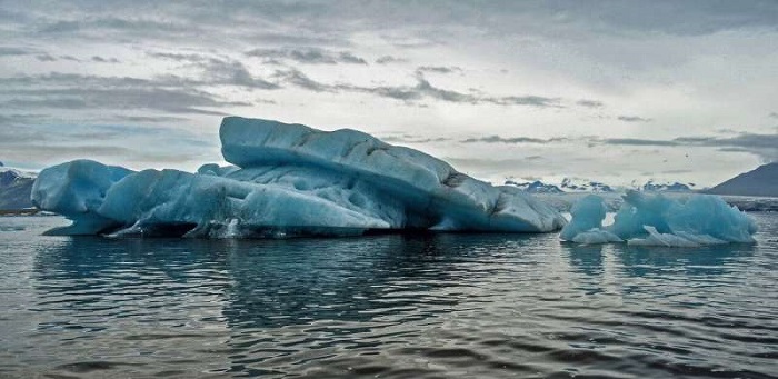 北极气温上升速度是全球变暖的四倍