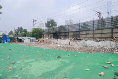 1.2万平方米违建拆除 京哈铁路百子湾段沿线完成环境整治