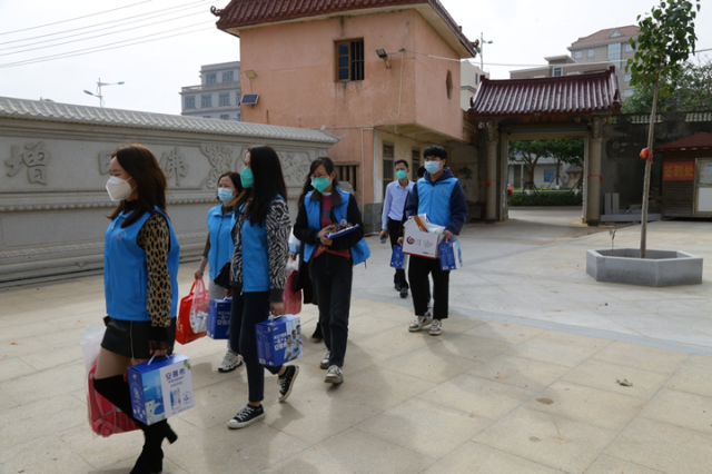 “民政送温暖 幸福迎接新春”——福建莆田湄洲湾北岸经济开发区民政局春节慰问