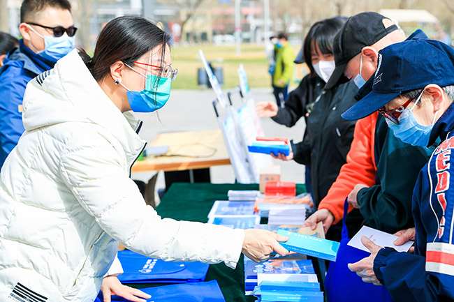 西城区举办“世界水日暨中国水周”节水系列宣传活动