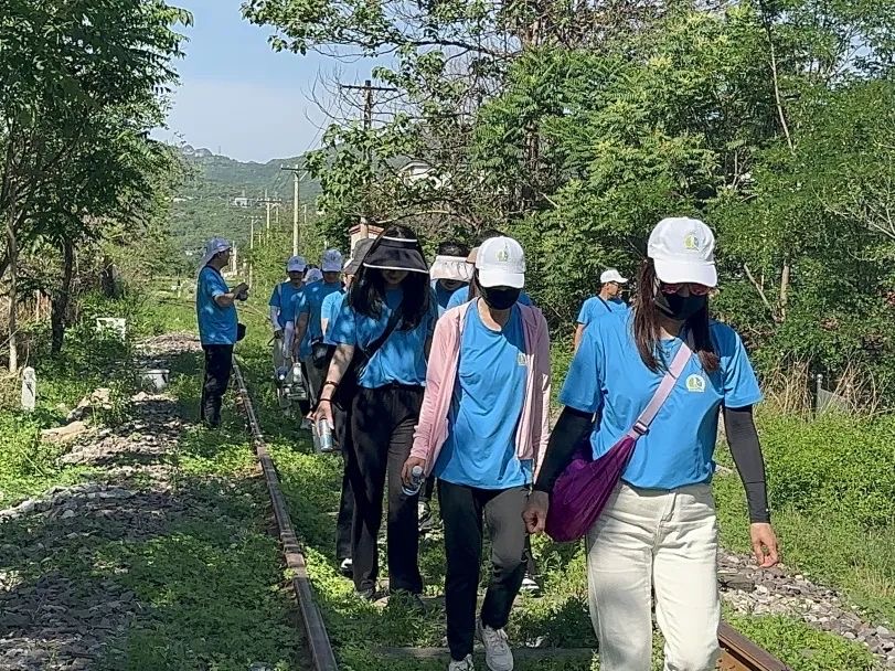 感受古道魅力 北京国际山地徒步大会＂月月走＂首站门头沟王平镇开走