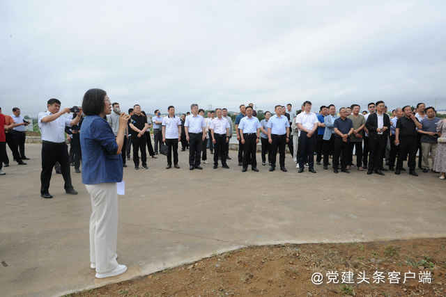 烟台市工商联召开“万企兴万村”推进乡村振兴行动现场观摩会议