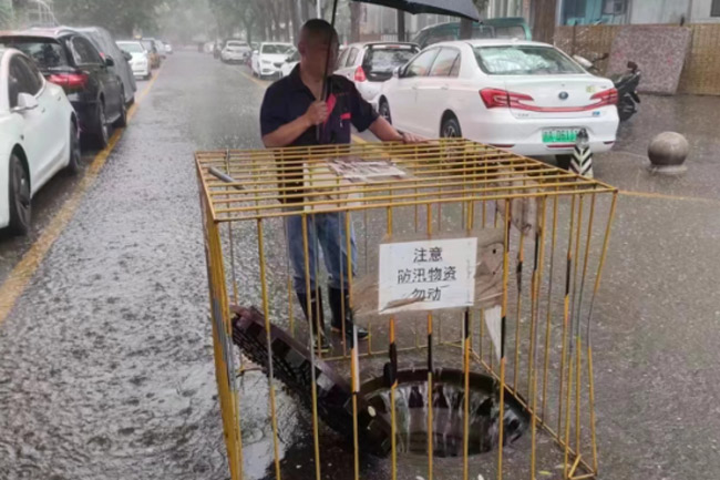 “汛”速行动 丰台区实时监控疏通积水点 腾出河道槽蓄空间约700余万立方米