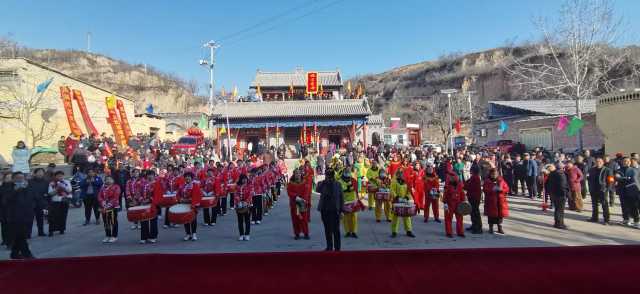 山西洪洞县堤村乡上张端村举行圣母女娲文化节旅游节