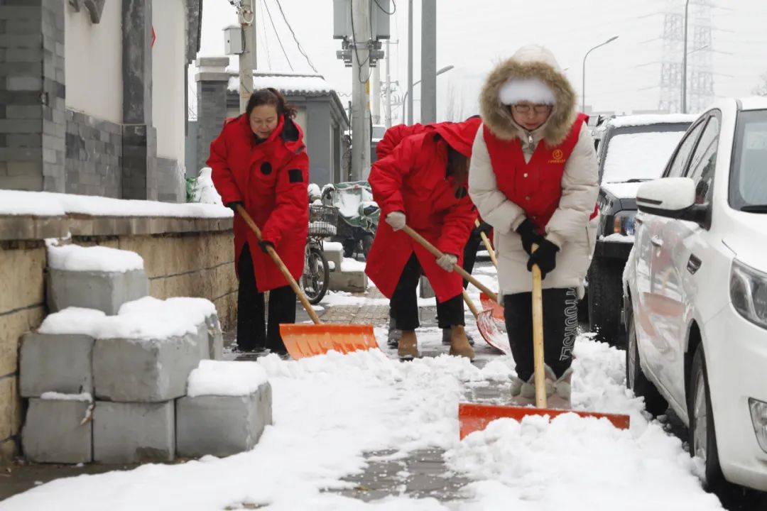 北京石景山全力应对强降雪 各街道和社区开启＂全面防御＂模式