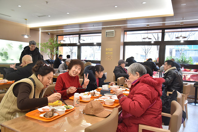 “一老一小”双龄共养 北京首家街道级为民服务综合体亮相西城