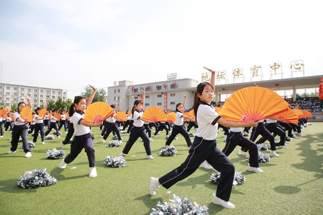 共育英才 赛出友谊 东城三所百年老校首次跨学区联办运动会