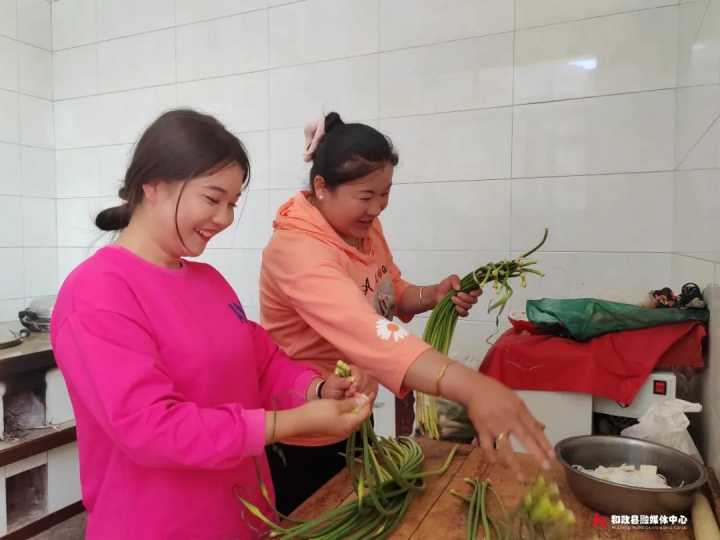 石艳：青春有梦，携“花”前行