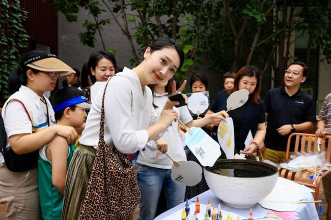 首届“丰台冰激凌节”亮相马家堡文化活动中心 消费新体验“甜蜜启航”