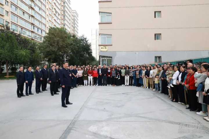  习近平在甘肃兰州市考察调研