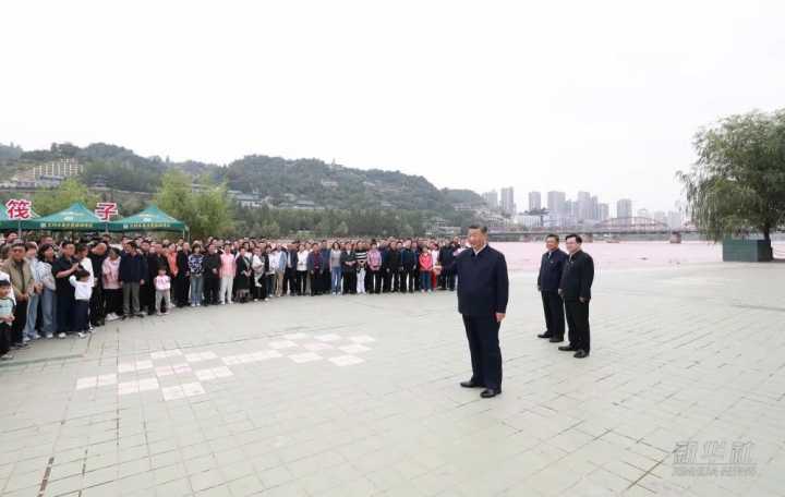  习近平在甘肃兰州市考察调研