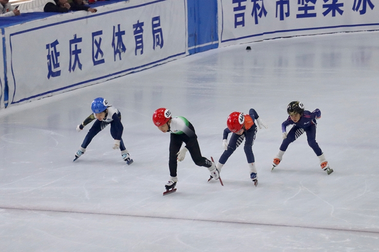 北京延庆举办短道速滑比赛 促进各区青少年冰雪竞技体育人才交流