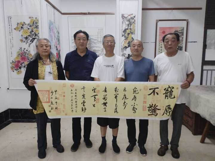 王月喜张海军等在三亚君和君泰美术馆参加活动