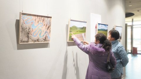 《黄河》主题摄影艺术展在鄂尔多斯文化